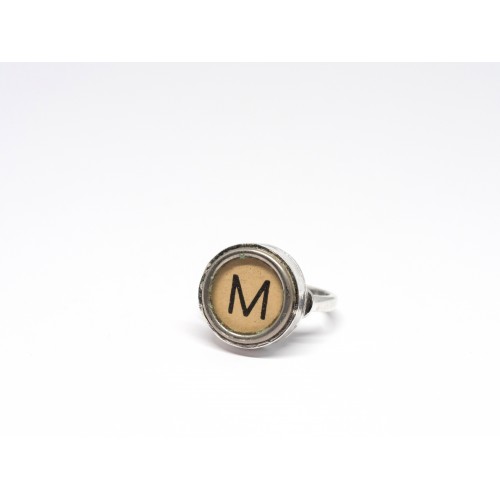Anello in argento 925 e tasto originale di macchina da scrivere d'epoca Anello in argento 925 e tasto originale di macchina da scrivere d'epoca